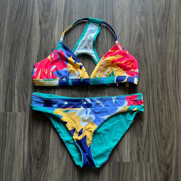 Bikini Swimsuit - Picture 1 of 6